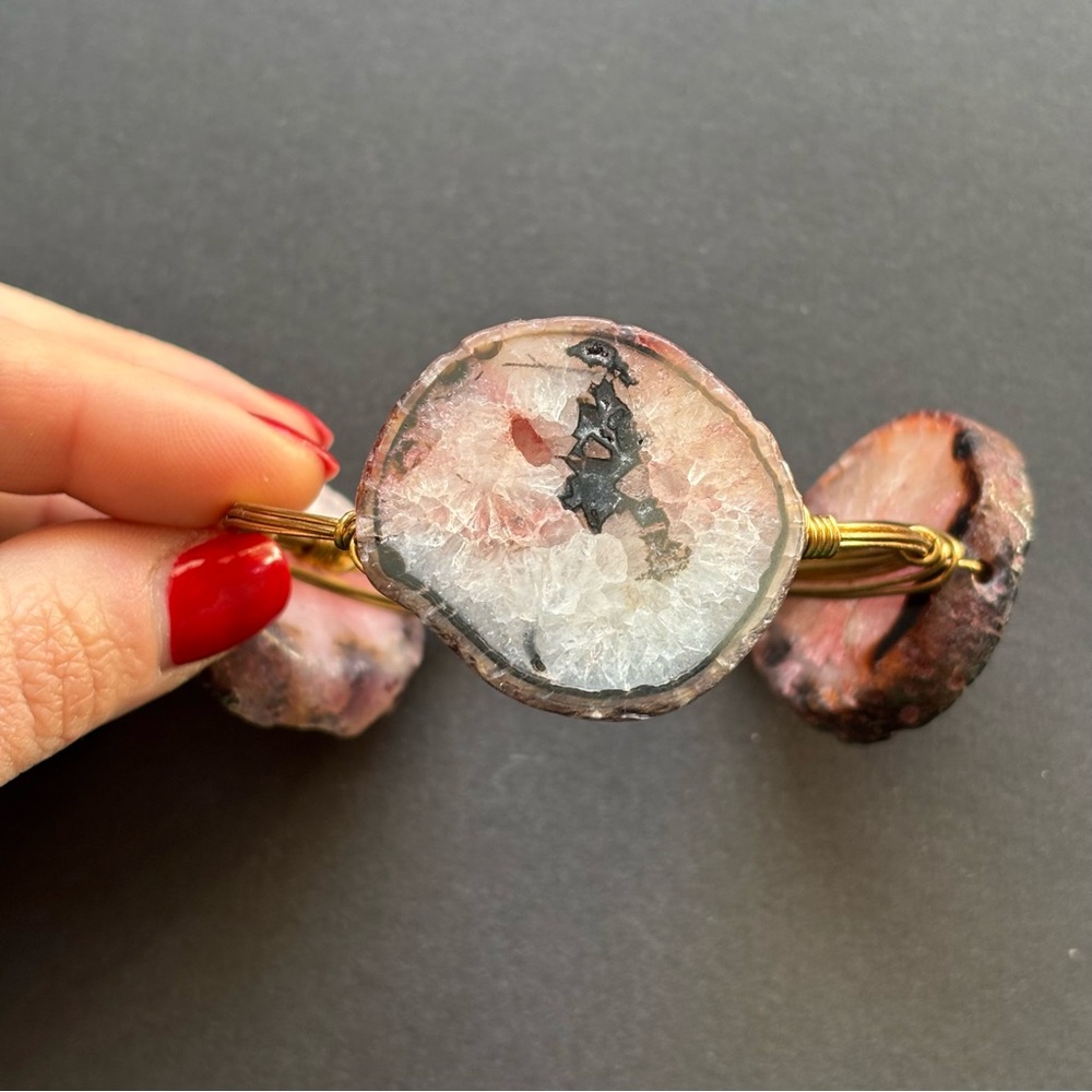Gold Wire Wrapped Pink & Black Agate Bangle Bracelet | 62g - Picture 3 of 8